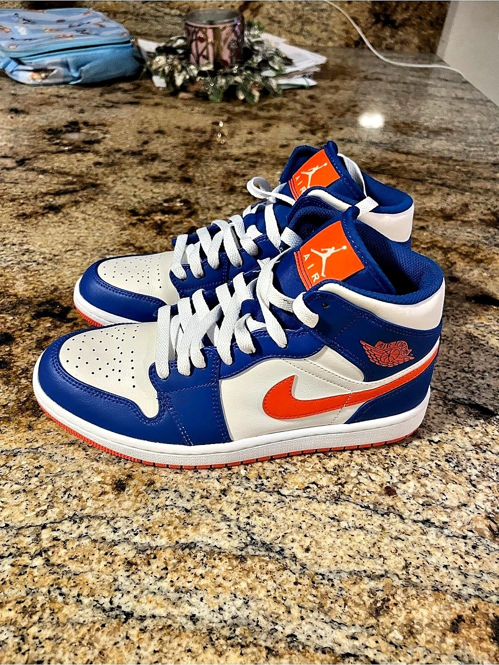 Air Jordan 1 Mid Knicks Men’s Size 8.5 Blue Orange FD1029-400